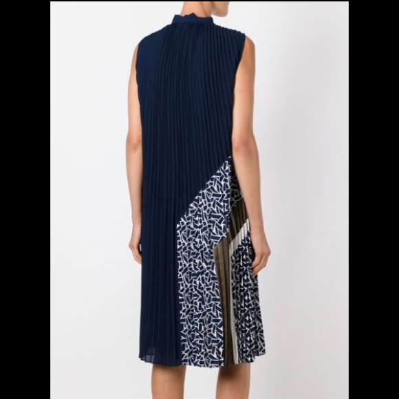Diane Von Furstenberg Dresses & Skirts - Diane Von Furstenburg Dress